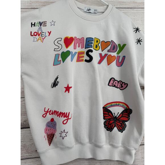 Mayfair Group Somebody Loves You AOP Crewneck Sweatshirt One Size Petite White - Picture 3 of 13